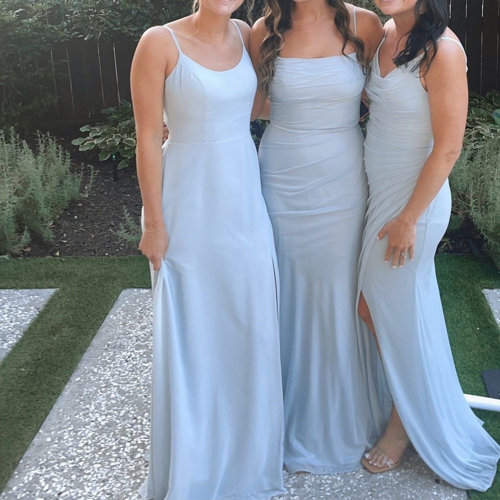 Azazie Moira Dress size 4 (Mist)